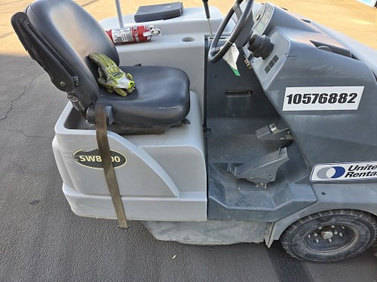 NILFISK SW8000 photo 2