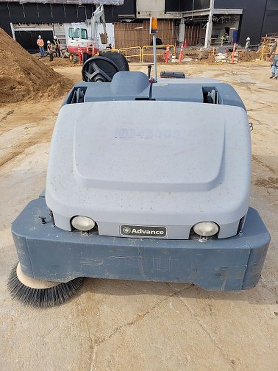 NILFISK SW8000 photo 11