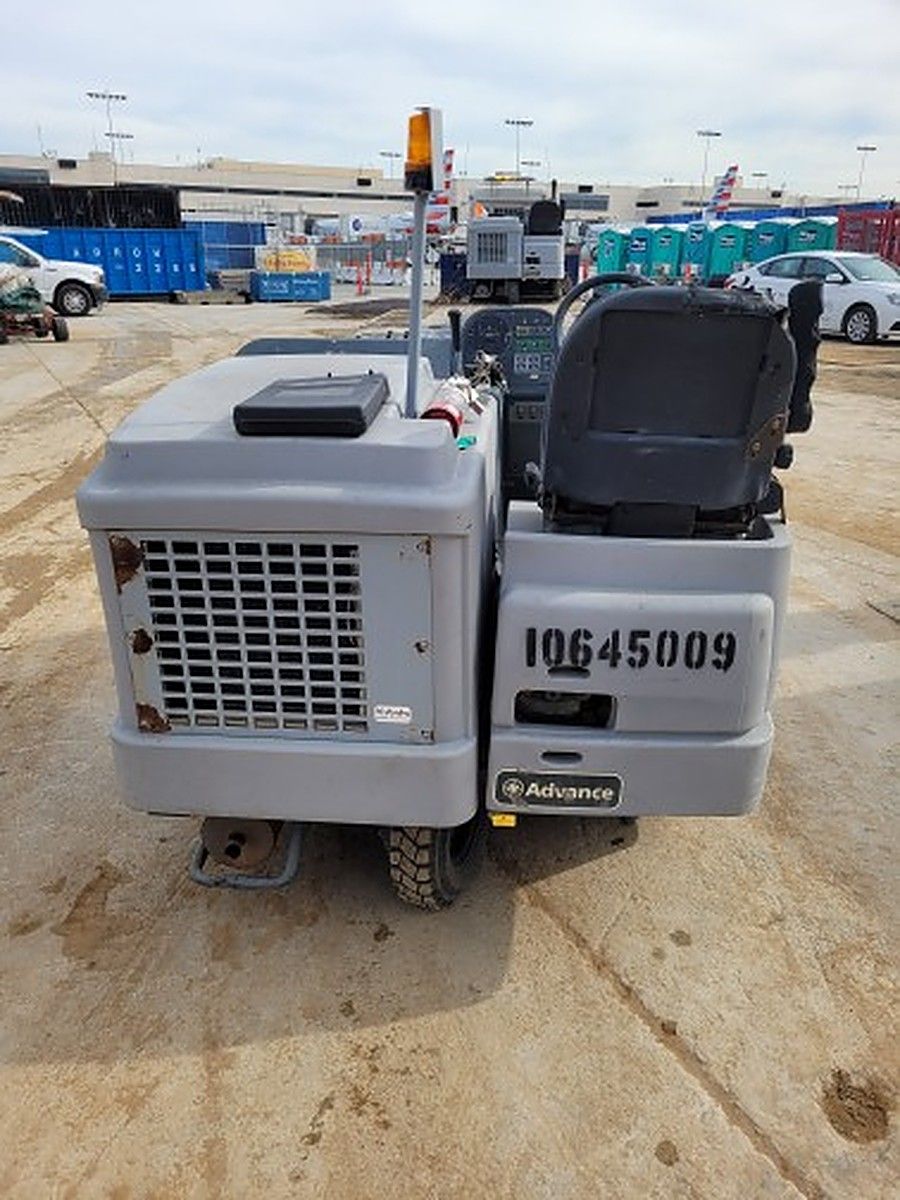 NILFISK SW8000 photo 5