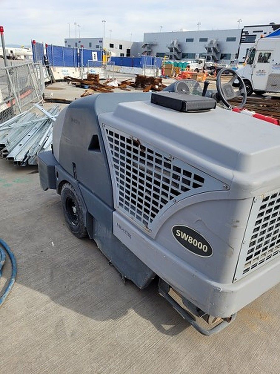 NILFISK SW8000 photo 2