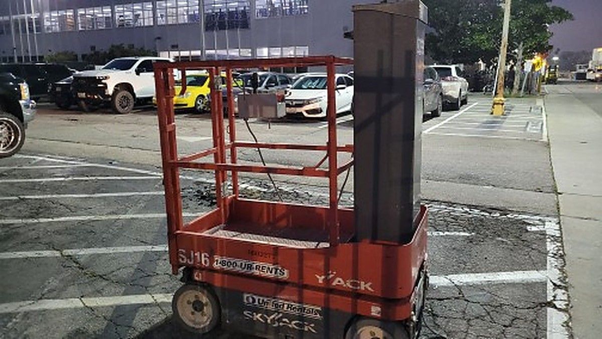 SKYJACK SJ16 photo 9