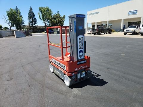 2017 SKYJACK SJ16 Vertical Lift 15' Elec Self Propelled