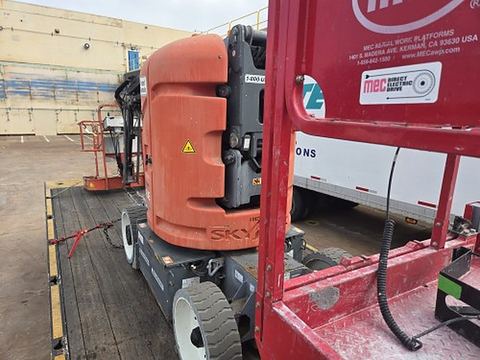 2017 SKYJACK SJ30ARJE Boom 30-33' Articulating Dc
