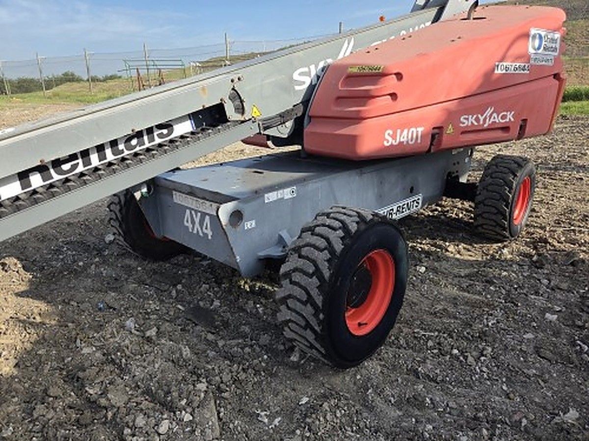 SKYJACK SJ40T photo 3