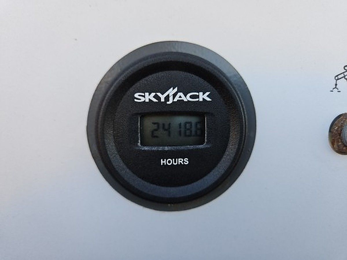 SKYJACK SJ45T photo 2