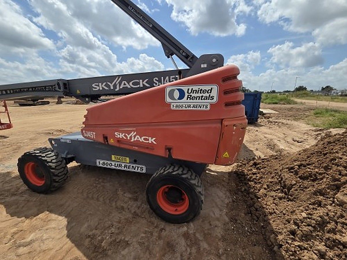 2017 SKYJACK SJ45T for sale in Las Vegas, NV