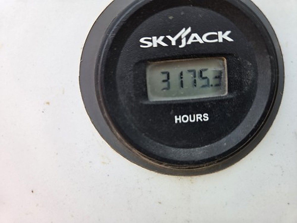 SKYJACK SJ45T photo 6