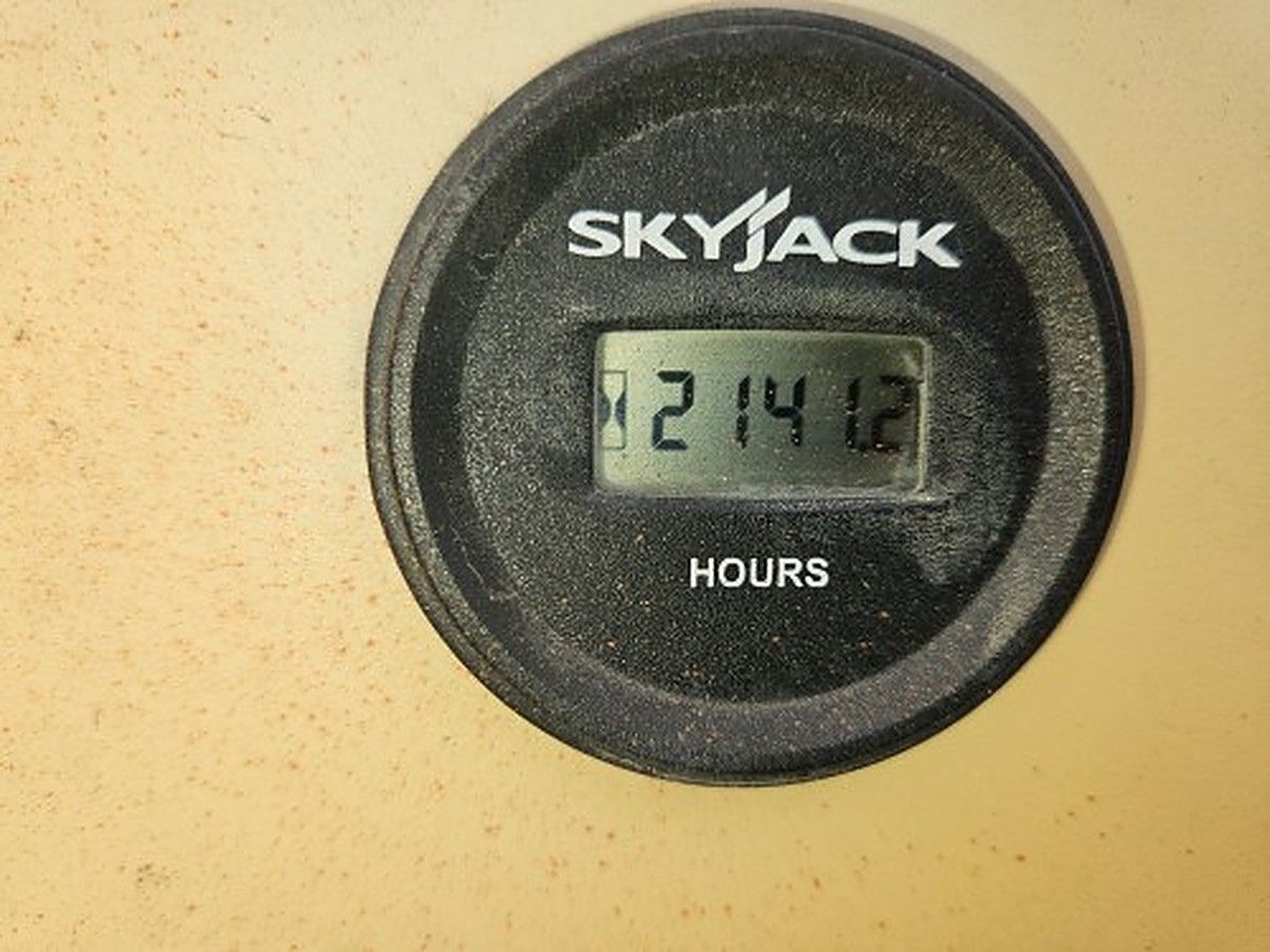SKYJACK SJ45T photo 2