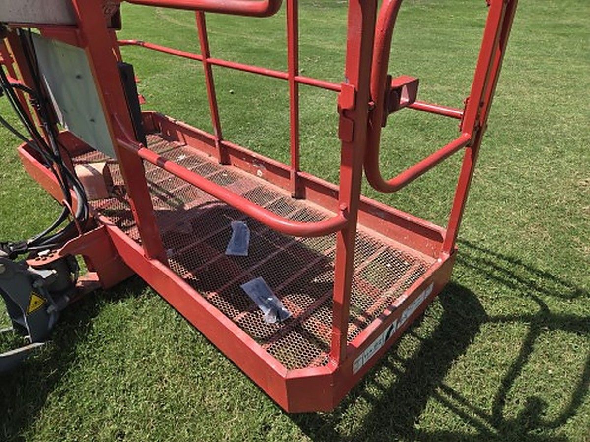 SKYJACK SJ45T photo 5