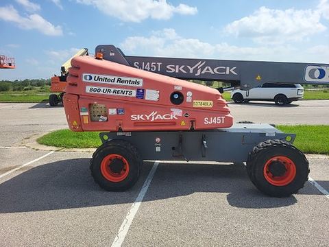 2017 SKYJACK SJ45T Boom 45-50' Telescopic 4Wd