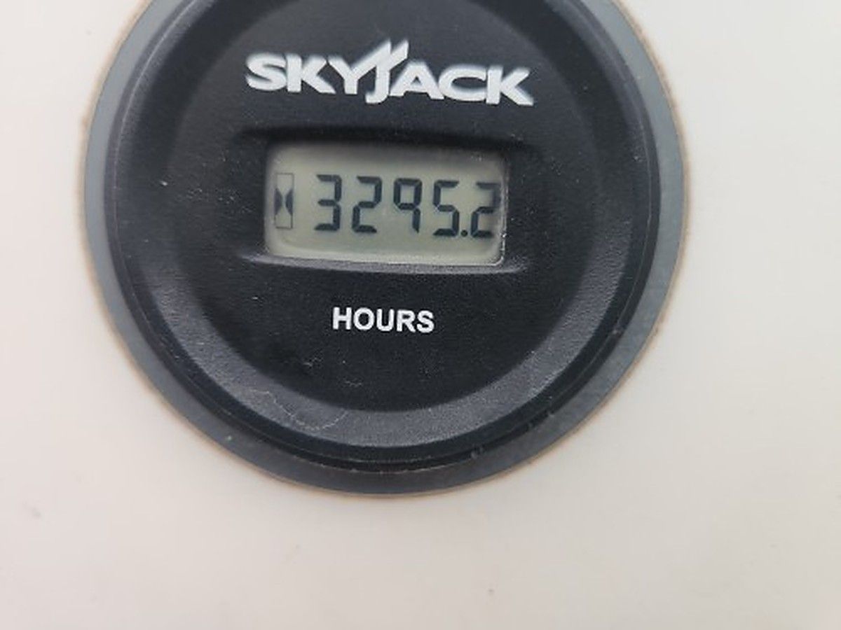 SKYJACK SJ45T photo 9
