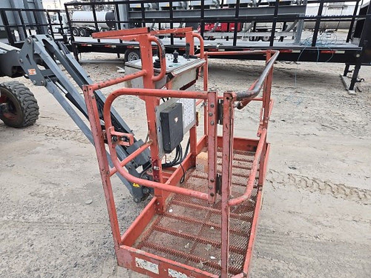 SKYJACK SJ46AJ photo 10