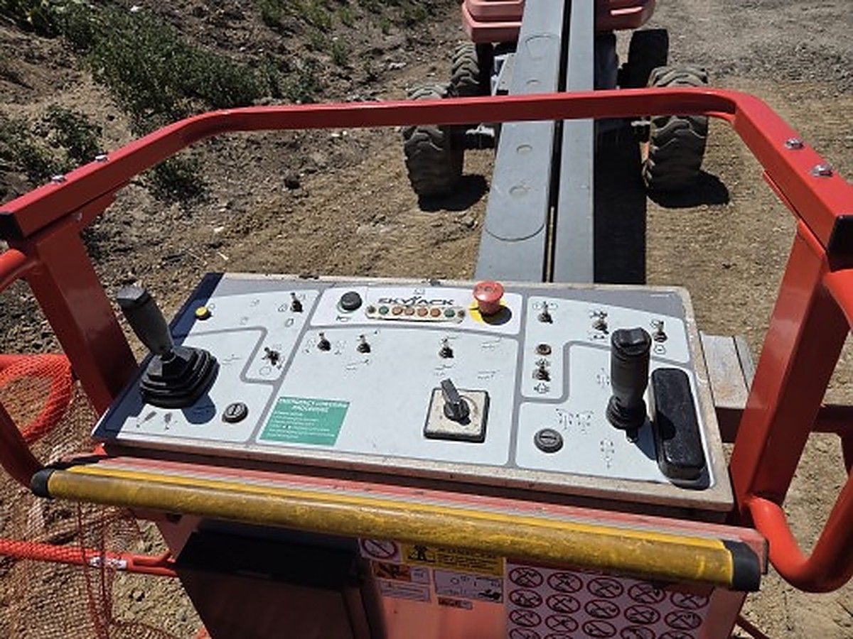 SKYJACK SJ61T photo 5