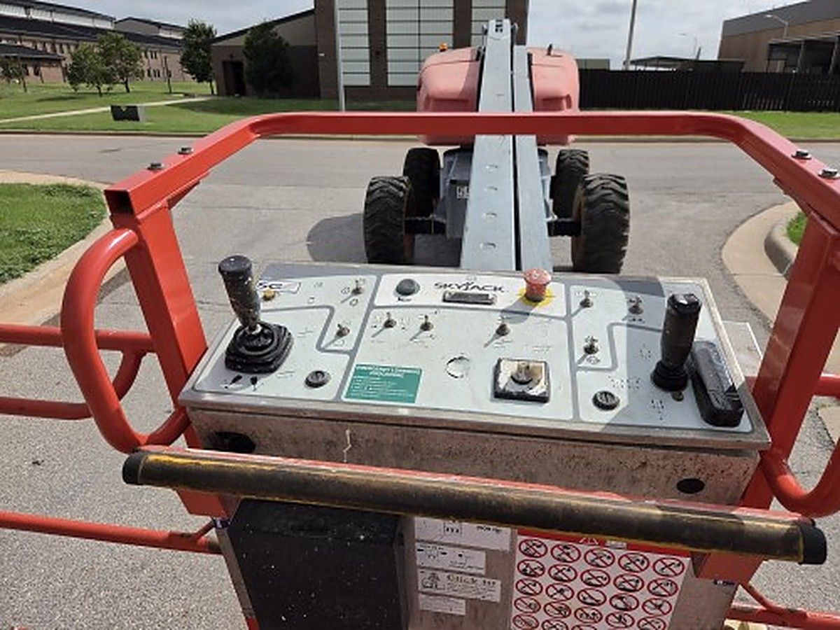 SKYJACK SJ61T photo 10