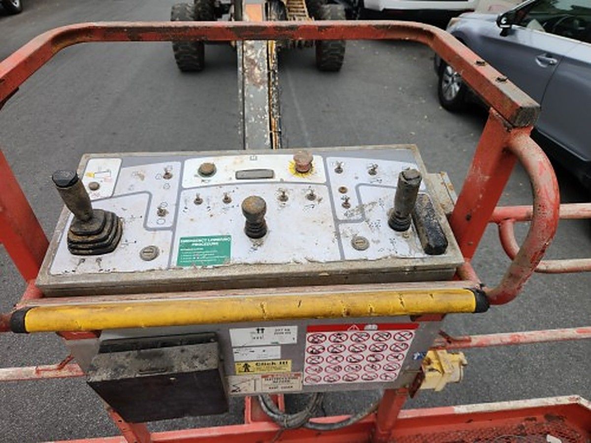 SKYJACK SJ63AJ photo 10
