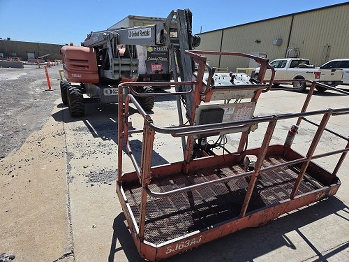 SKYJACK SJ63AJ photo 11