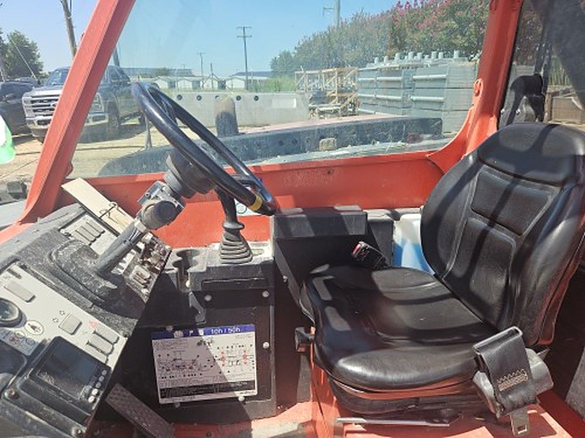 SKYJACK SJ643TH photo 2