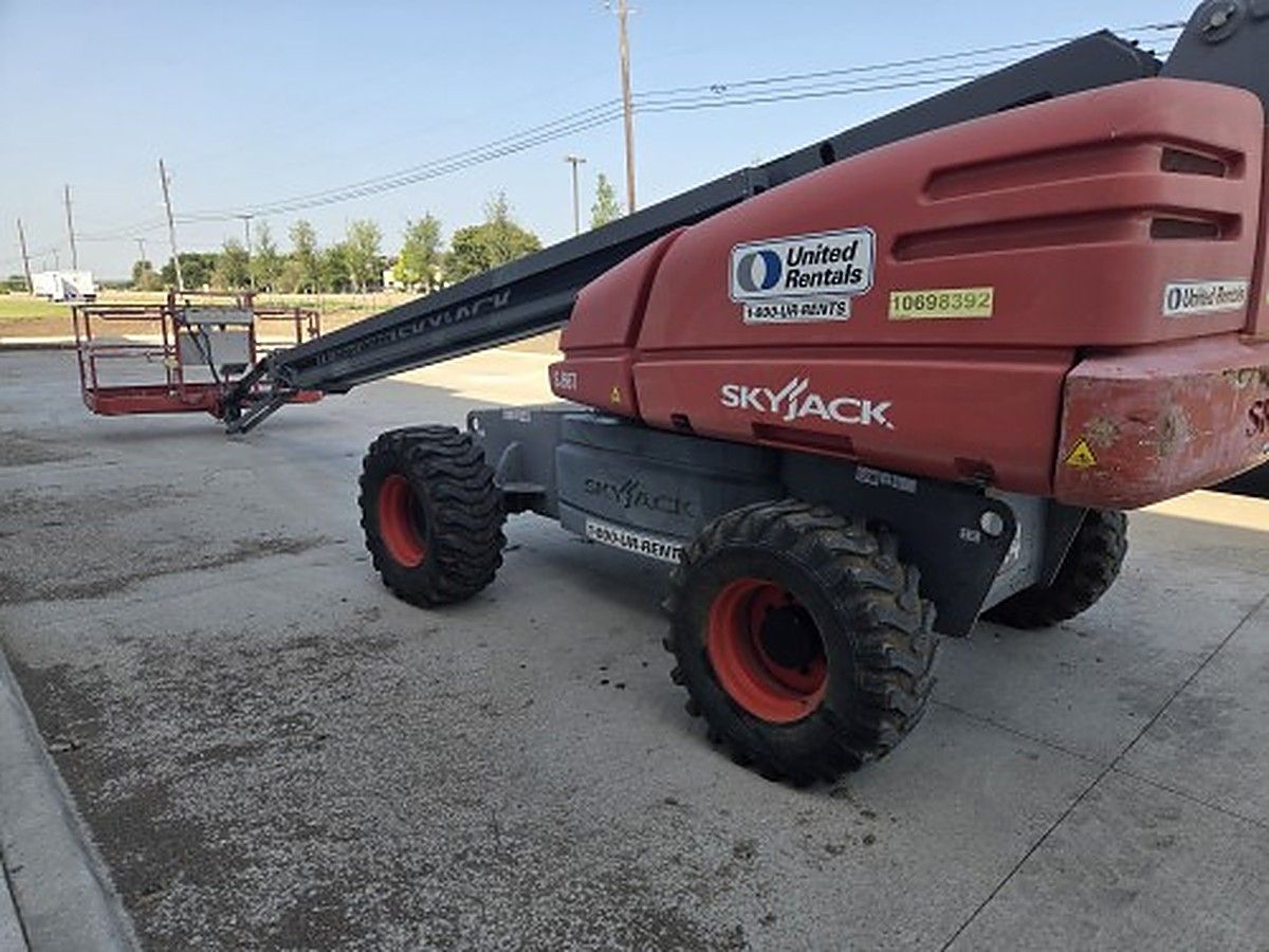 SKYJACK SJ66T photo 2