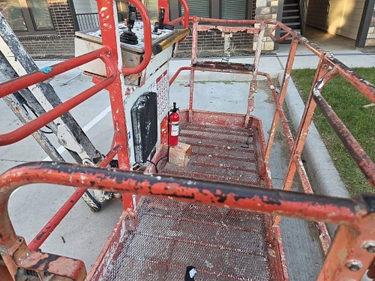 SKYJACK SJ66T photo 5