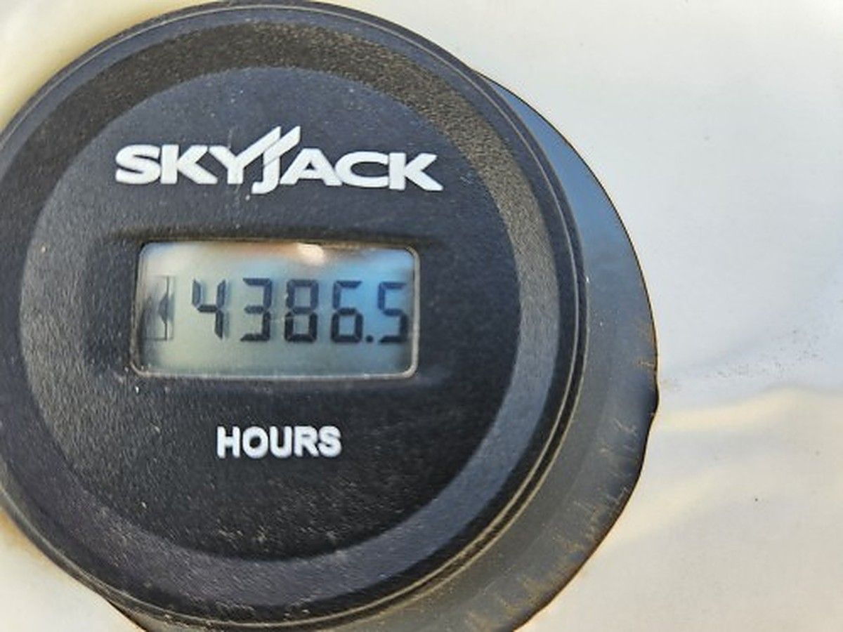 SKYJACK SJ66T photo 2