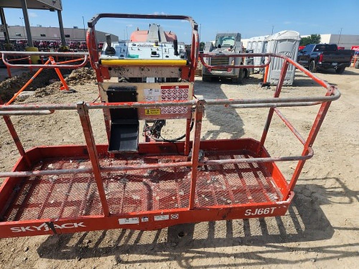 SKYJACK SJ66T photo 6