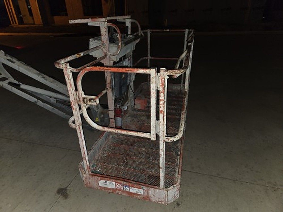 SKYJACK SJ66T photo 15