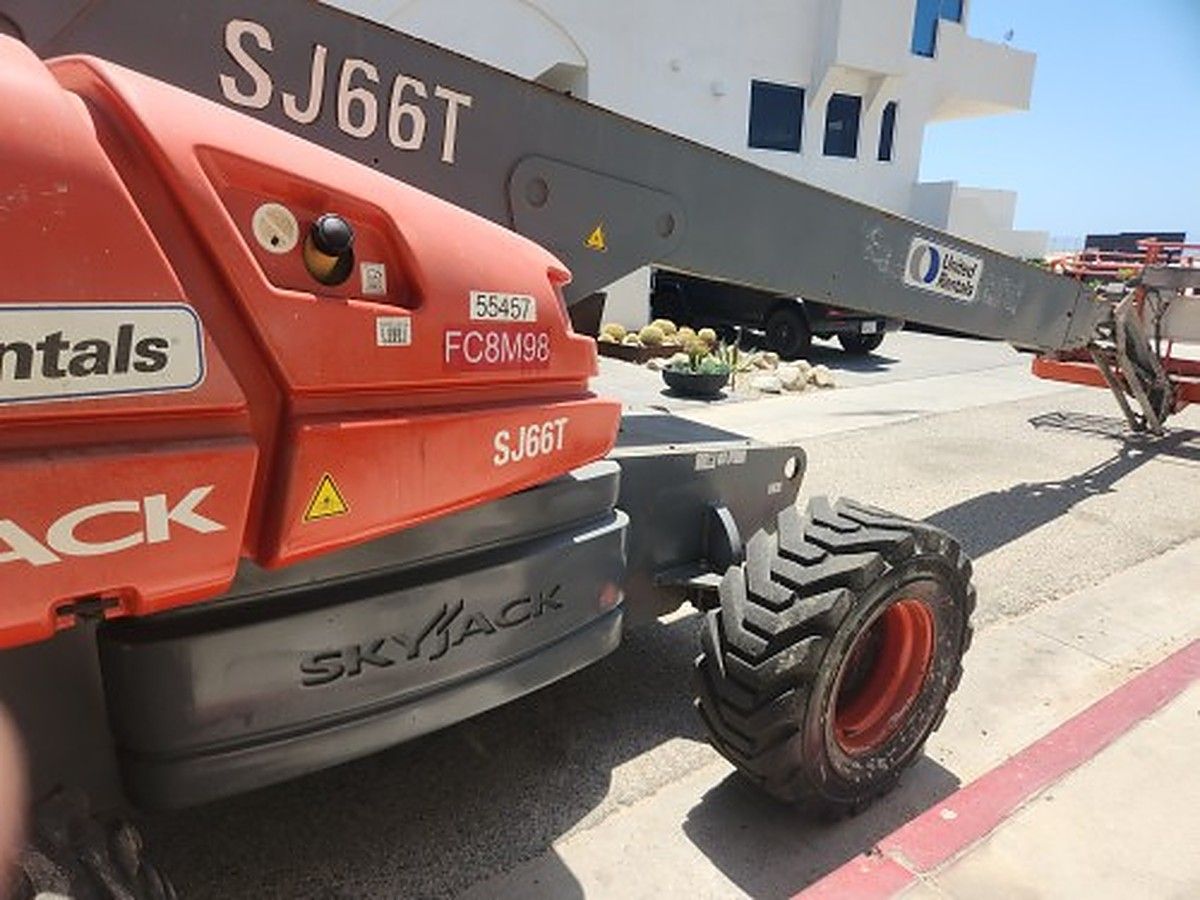 SKYJACK SJ66T photo 2