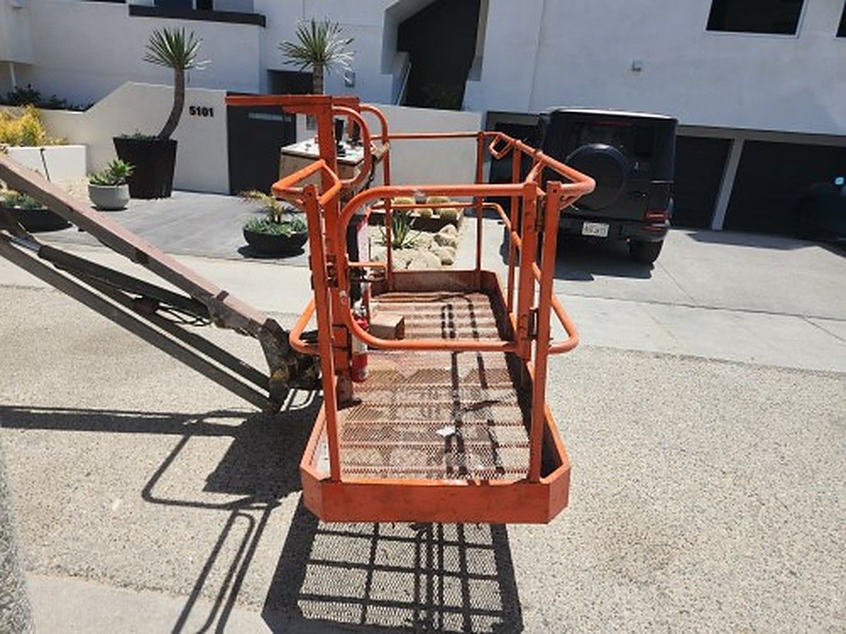 SKYJACK SJ66T photo 11