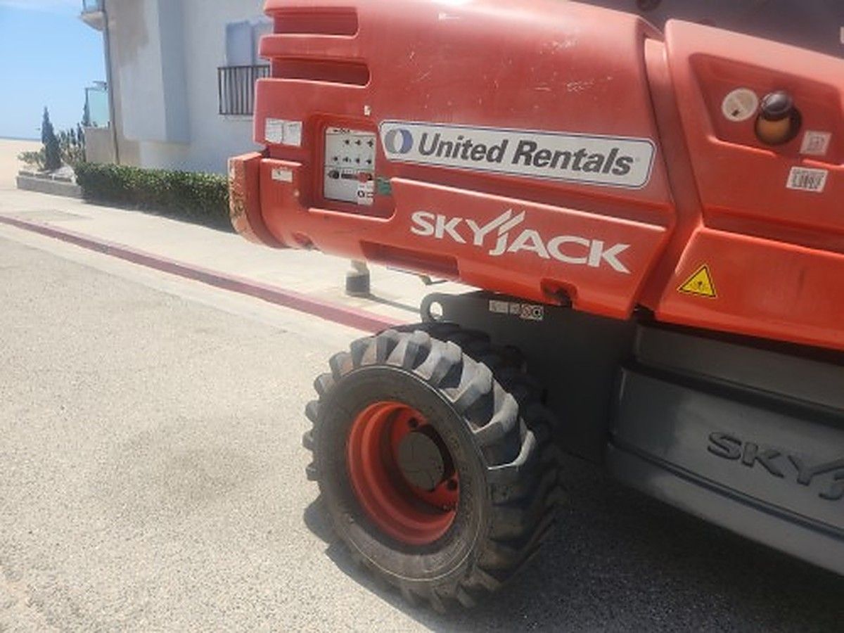 SKYJACK SJ66T photo 4