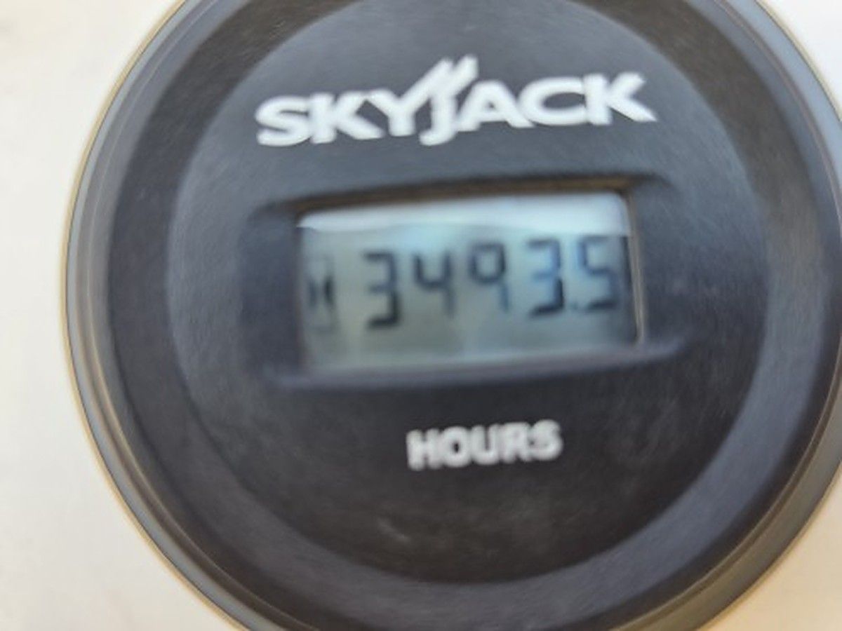 SKYJACK SJ66T photo 2