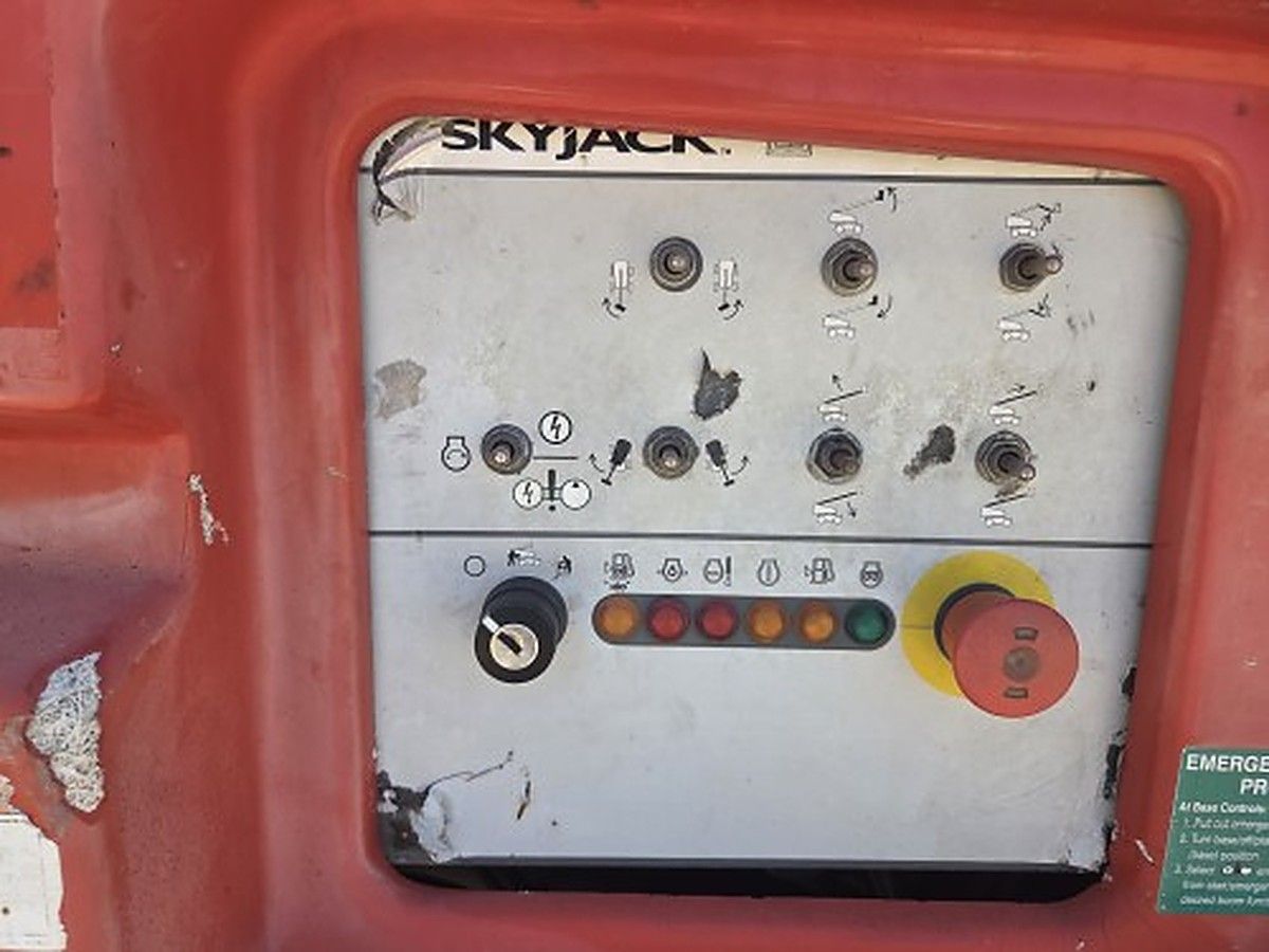 SKYJACK SJ66T photo 9
