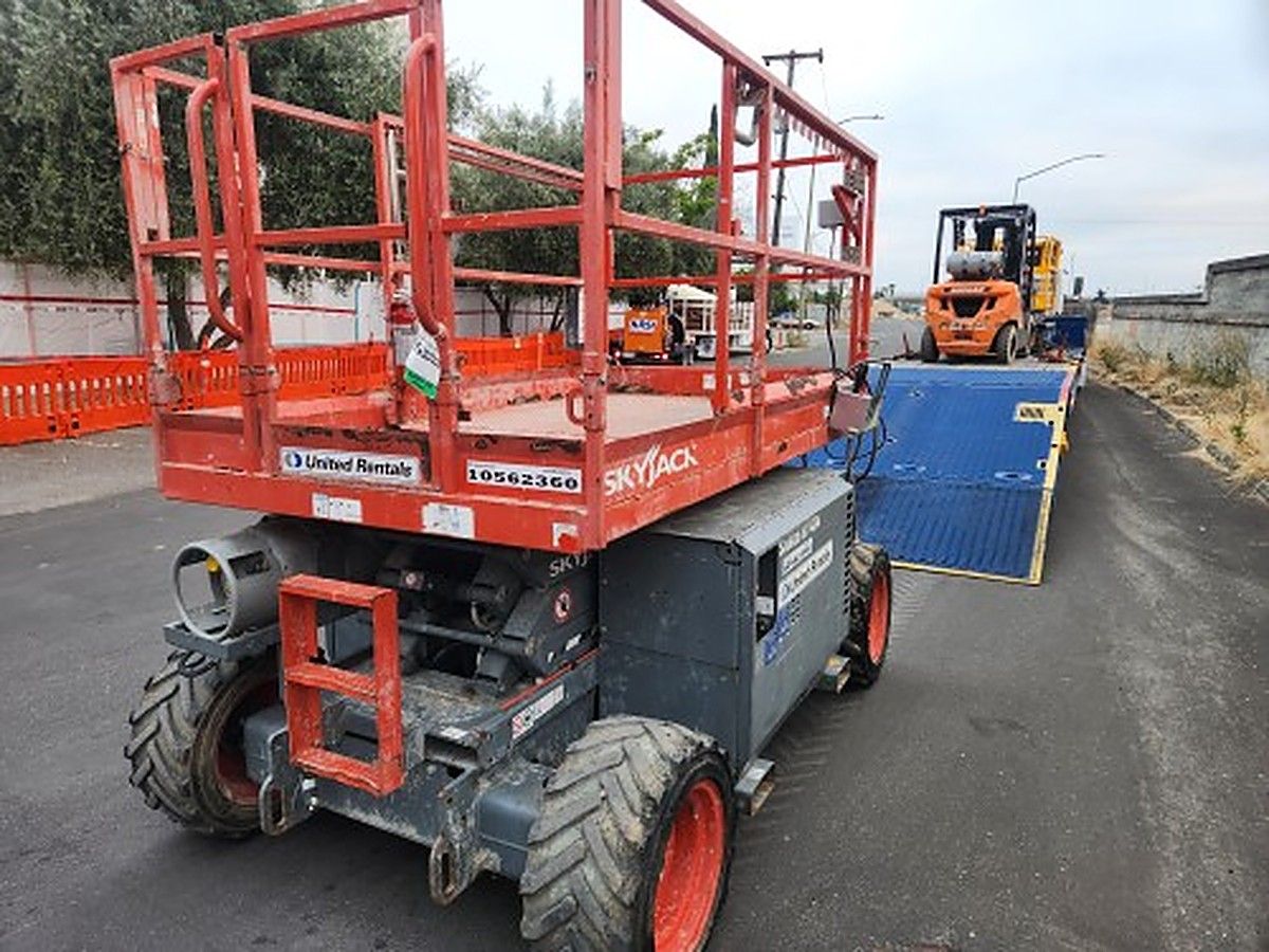SKYJACK SJ6826RT photo 2