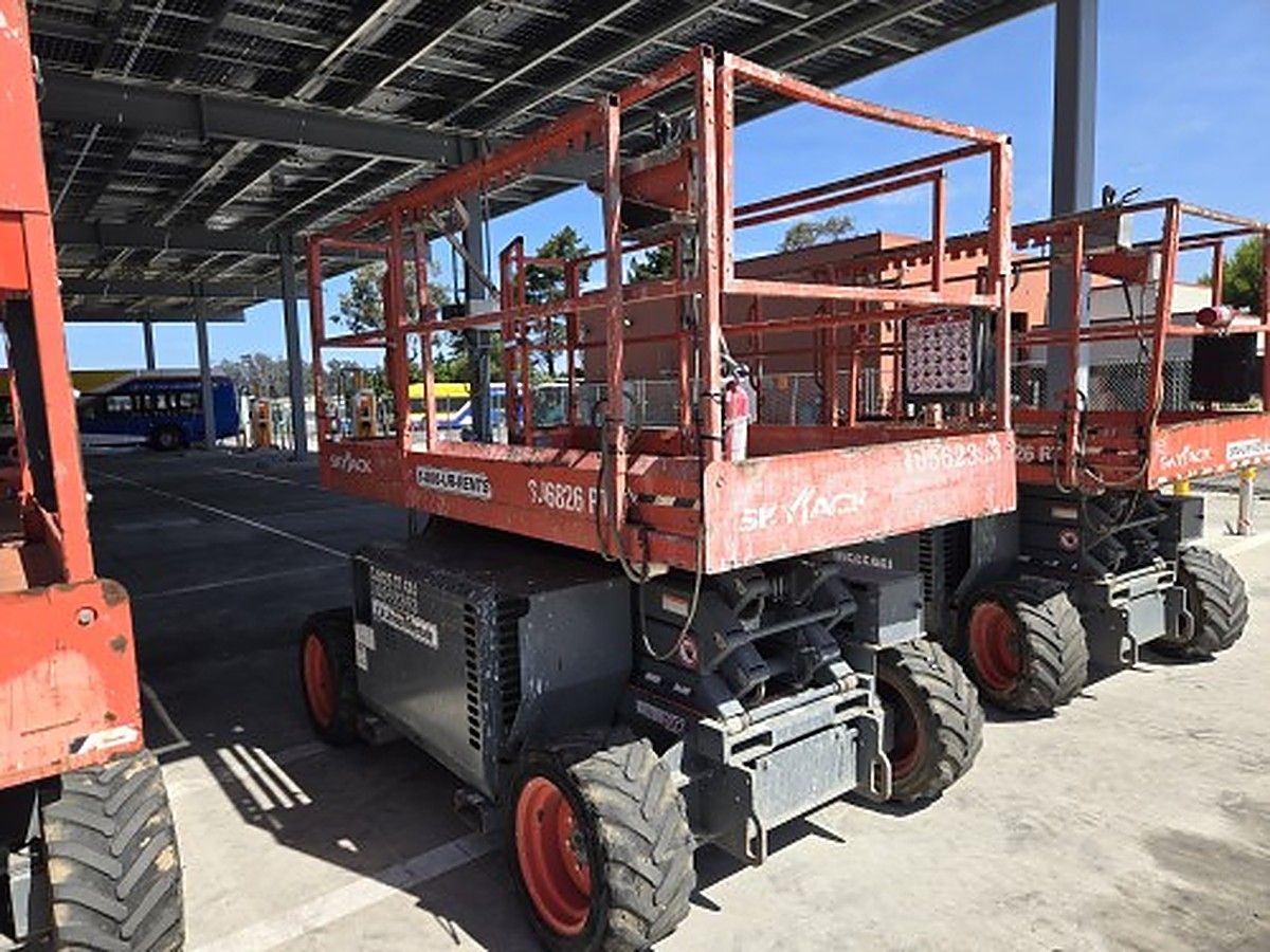SKYJACK SJ6826RT photo 4