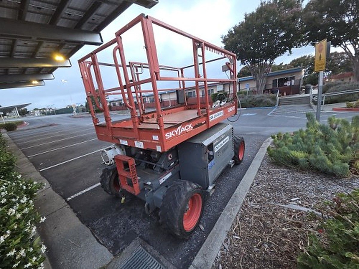 SKYJACK SJ6826RT photo 6