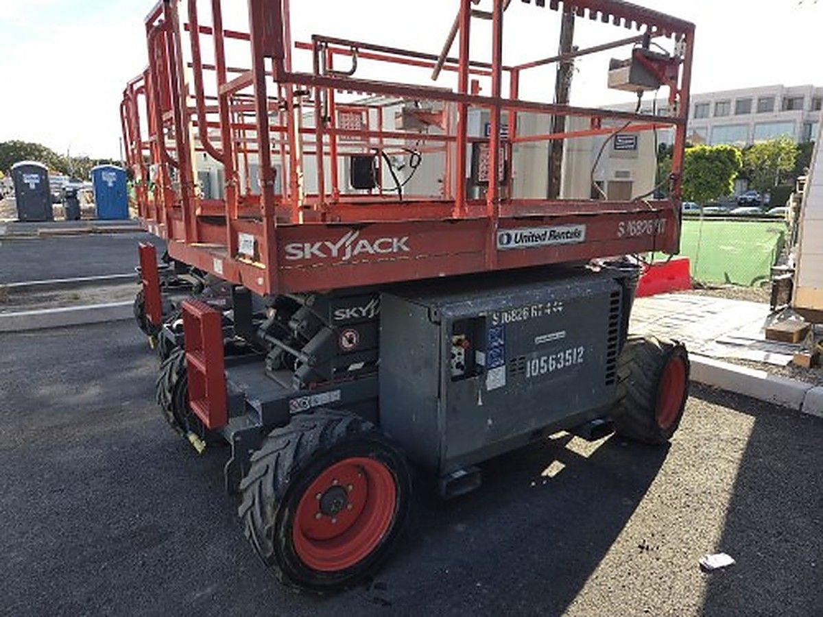 SKYJACK SJ6826RT photo 3