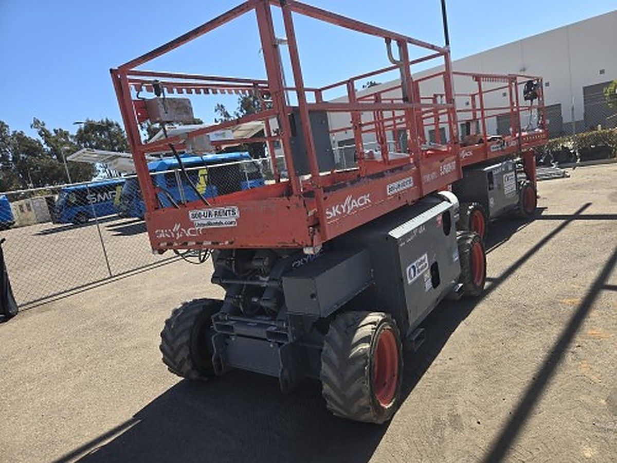 SKYJACK SJ6826RT photo 2