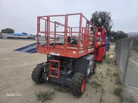2017 SKYJACK SJ6826RT Scissor Lift 25-27' Ic 4Wd