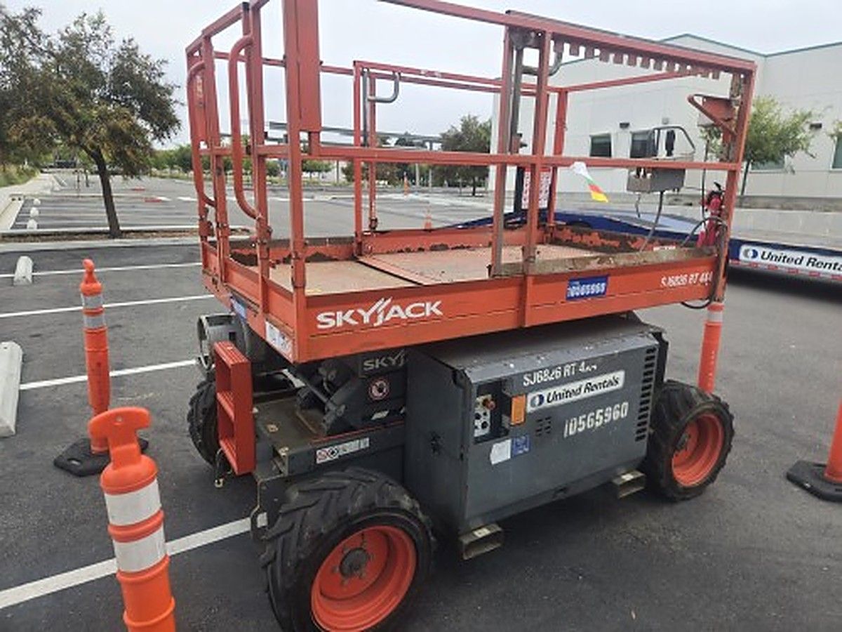 SKYJACK SJ6826RT photo 2