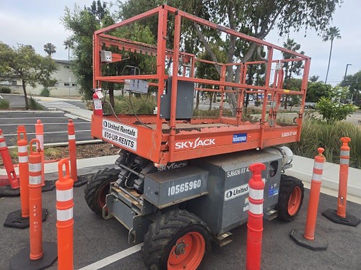 SKYJACK SJ6826RT photo 9
