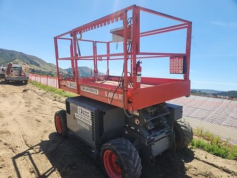 2017 SKYJACK SJ6826RT Scissor Lift 25-27' Ic 4Wd