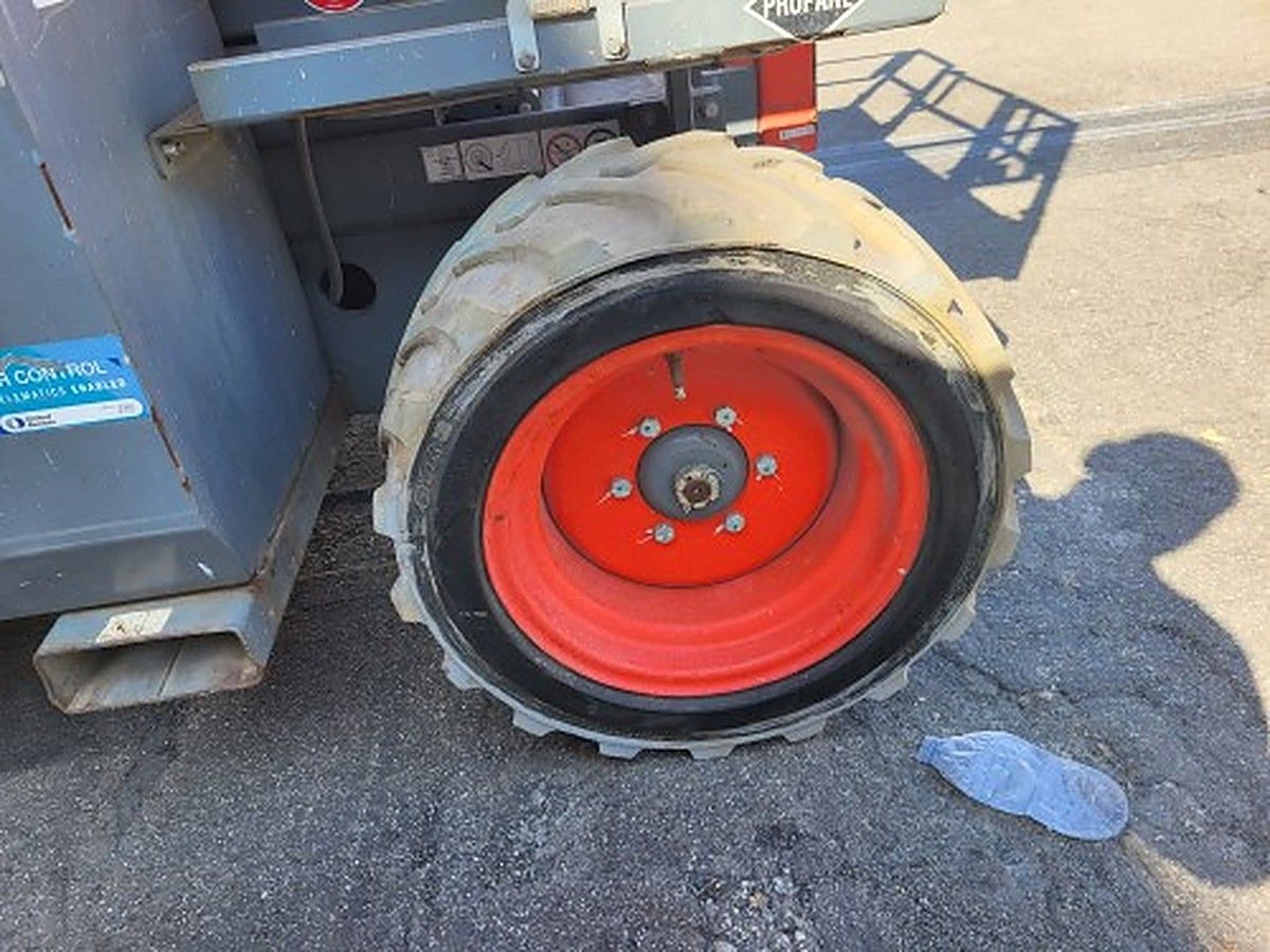 SKYJACK SJ6826RT photo 4