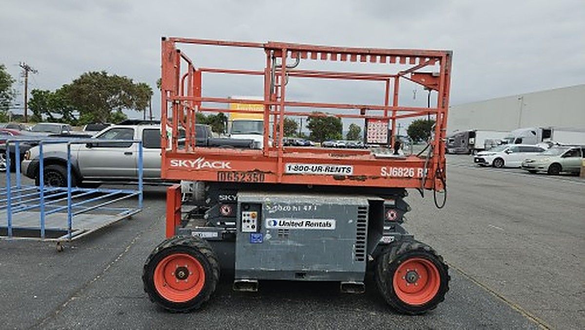 SKYJACK SJ6826RT photo 4