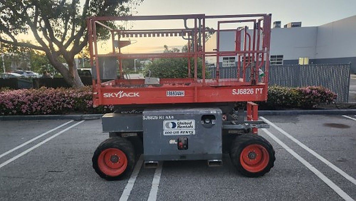 SKYJACK SJ6826RT photo 3