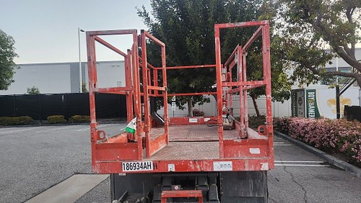SKYJACK SJ6826RT photo 5