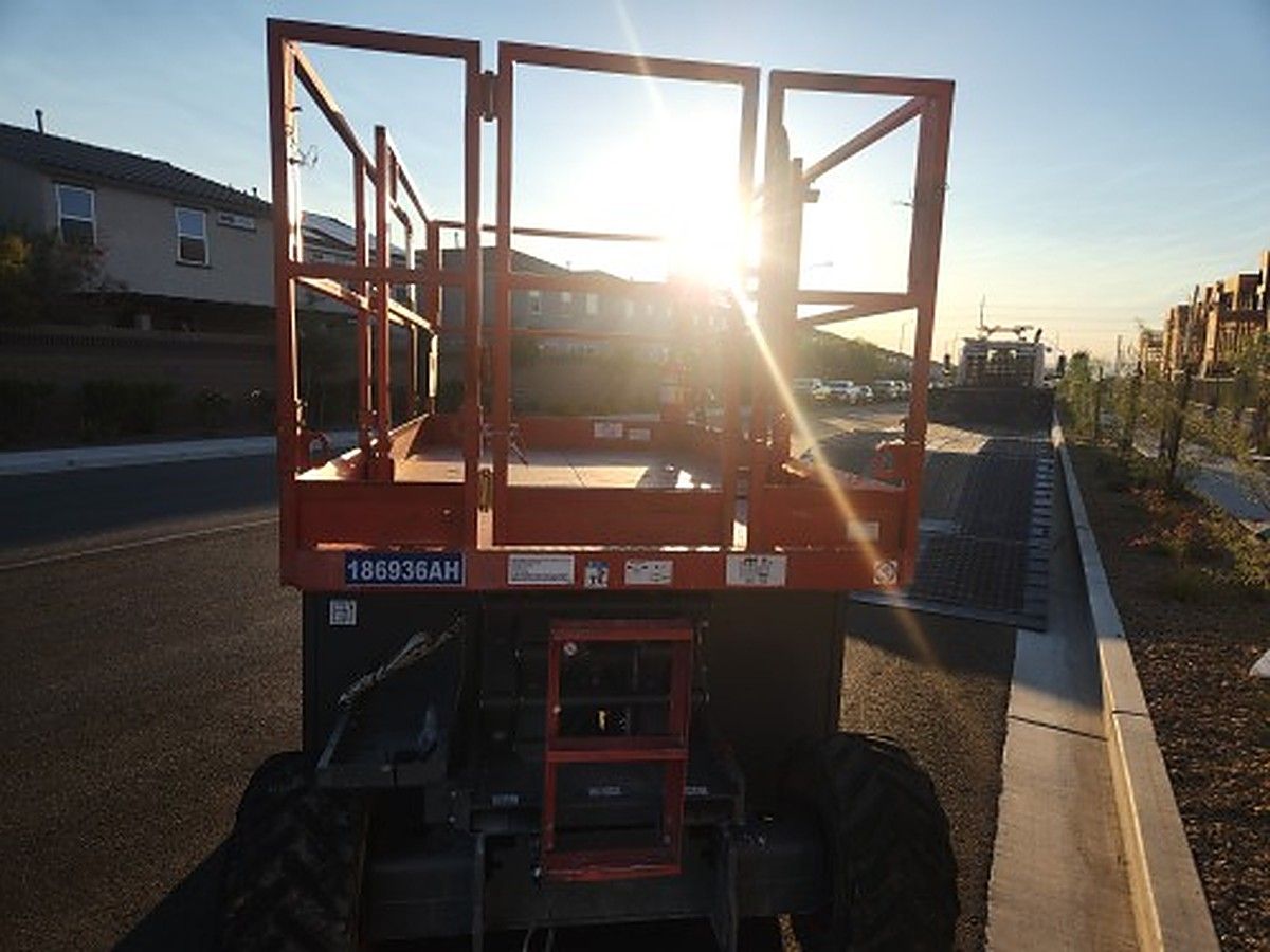 SKYJACK SJ6826RT photo 2