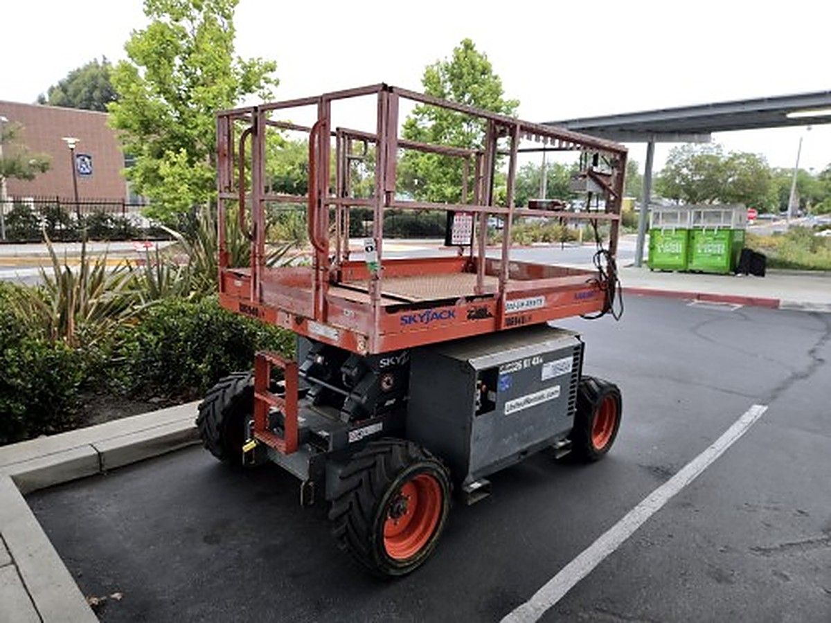 2017 SKYJACK SJ6826RT for sale in Las Vegas, NV