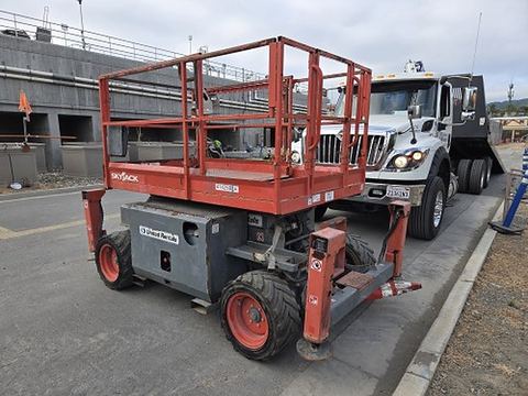 2017 SKYJACK SJ6826RT for sale