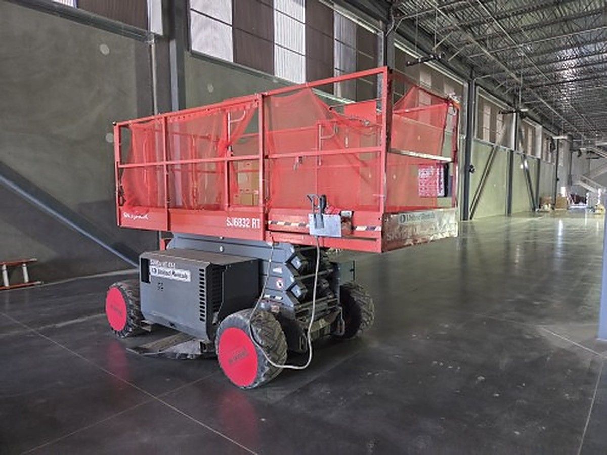 SKYJACK SJ6832RT photo 10