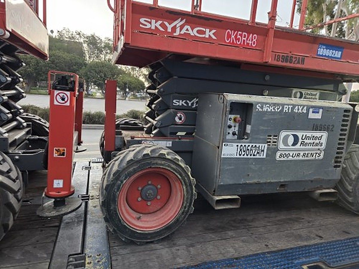 SKYJACK SJ6832RT photo 9