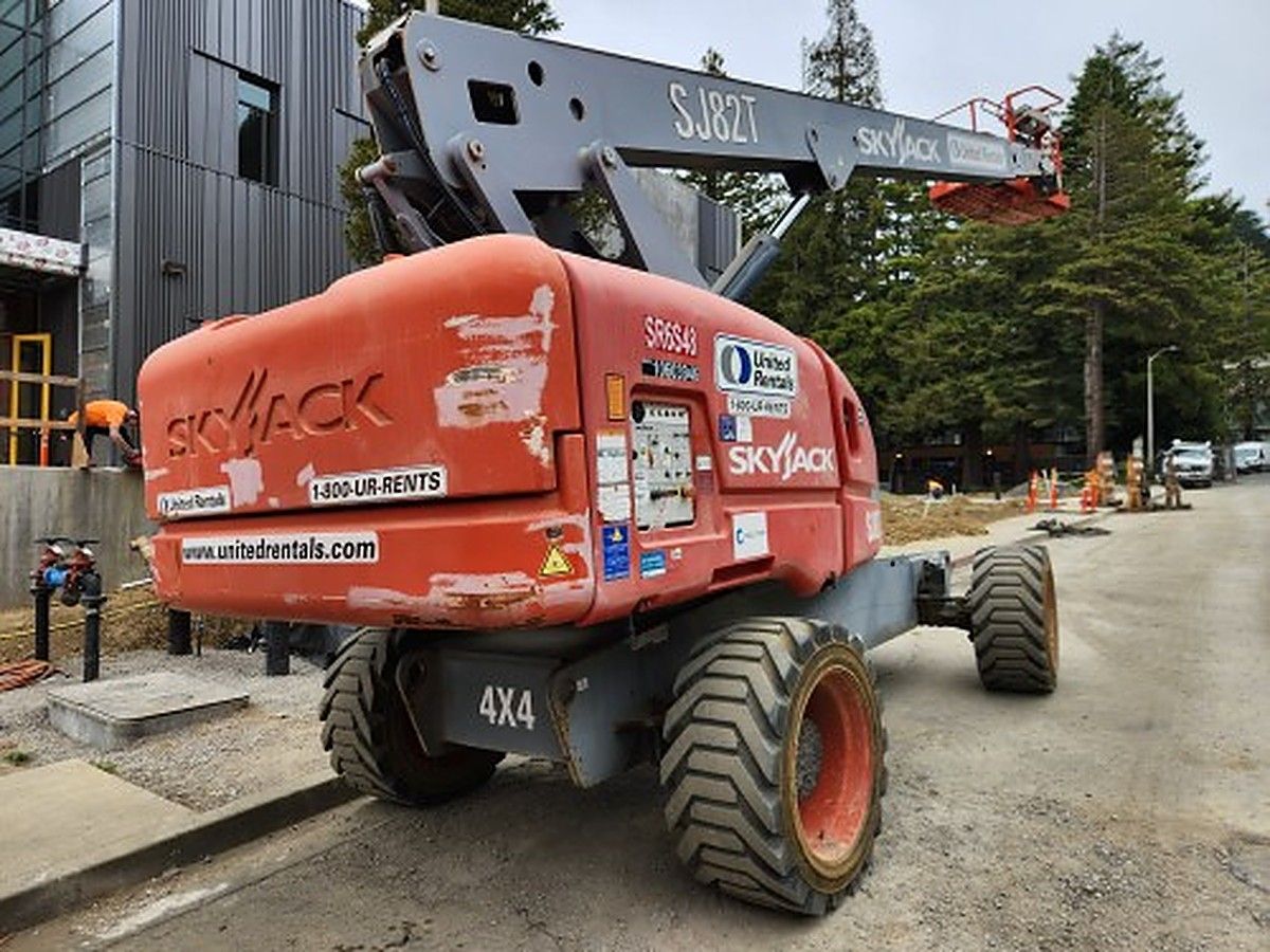 SKYJACK SJ82T photo 2